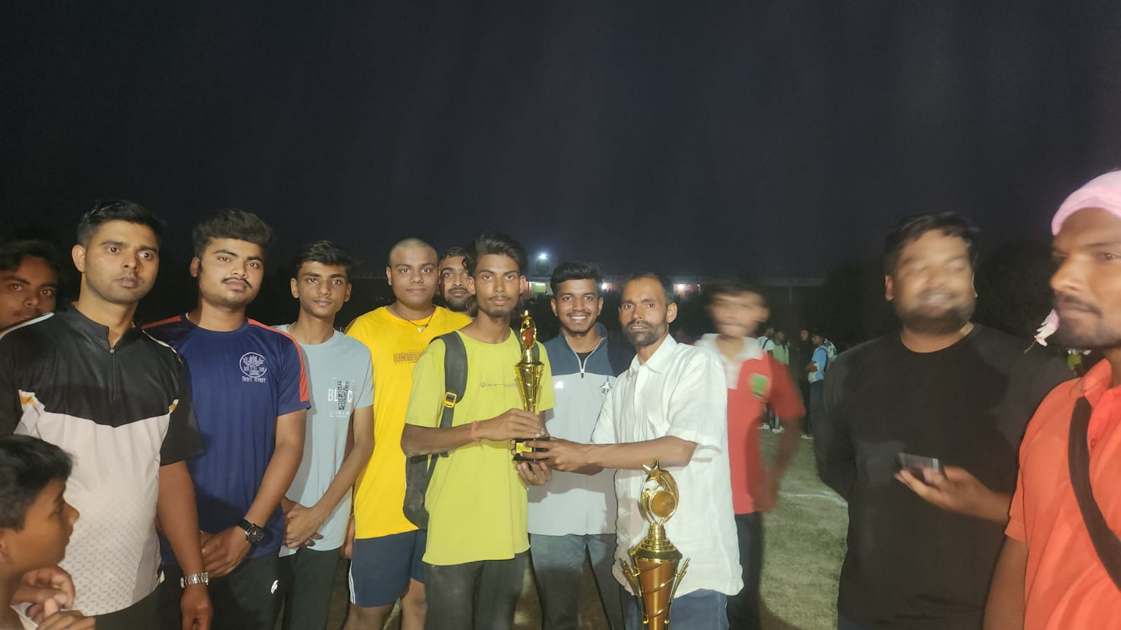 फुटबॉल मैच का हुआ आयोजन 
