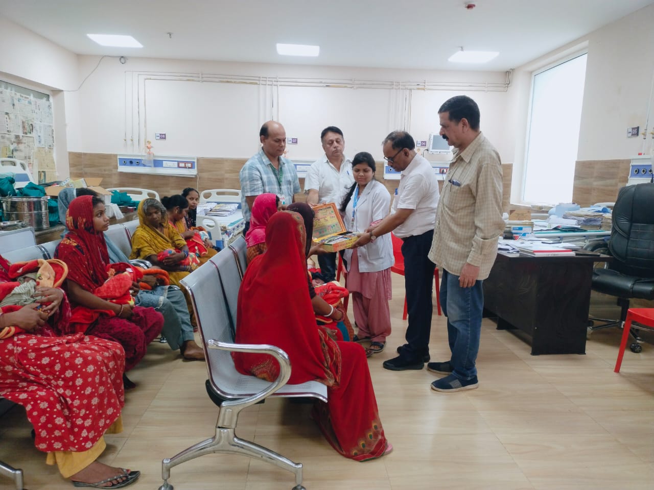 सरकारी स्वास्थ्य केंद्रों में संस्थागत प्रसव के उपरांत प्रसूति माताओं को दिया जाएगा 